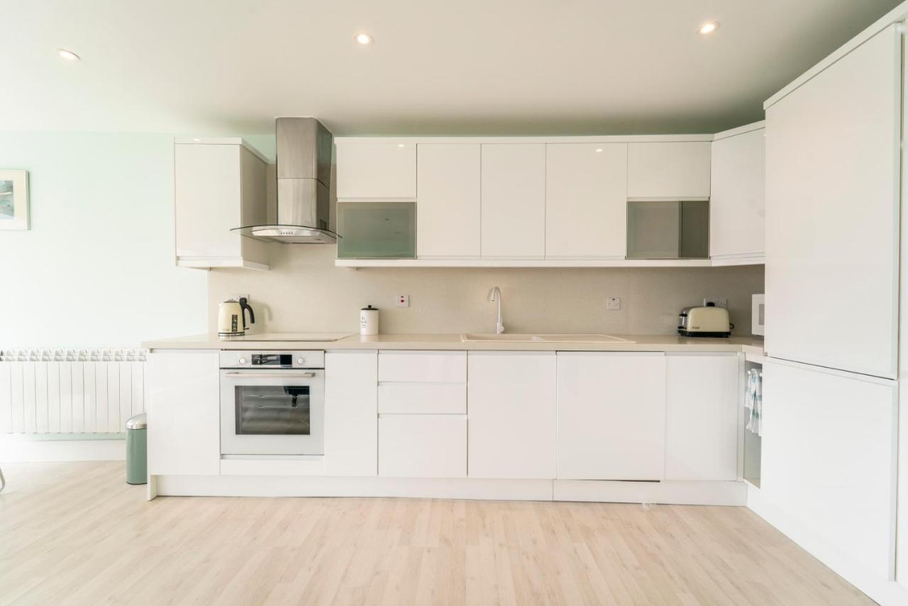 Luxurious Seaside Apartment Galway Dış mekan fotoğraf