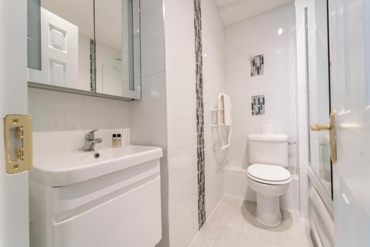 Luxurious Seaside Apartment Galway Dış mekan fotoğraf